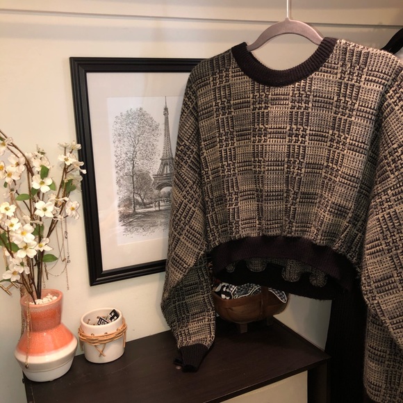 Urban Outfitters Sweaters - Urban Outfitters Balloon Sleeve Sweater